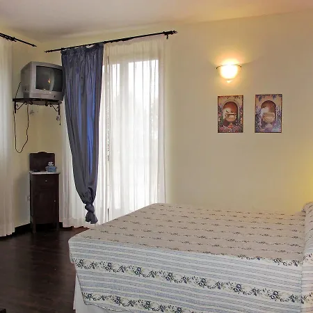 Country House Binnella 110s * Чинголи